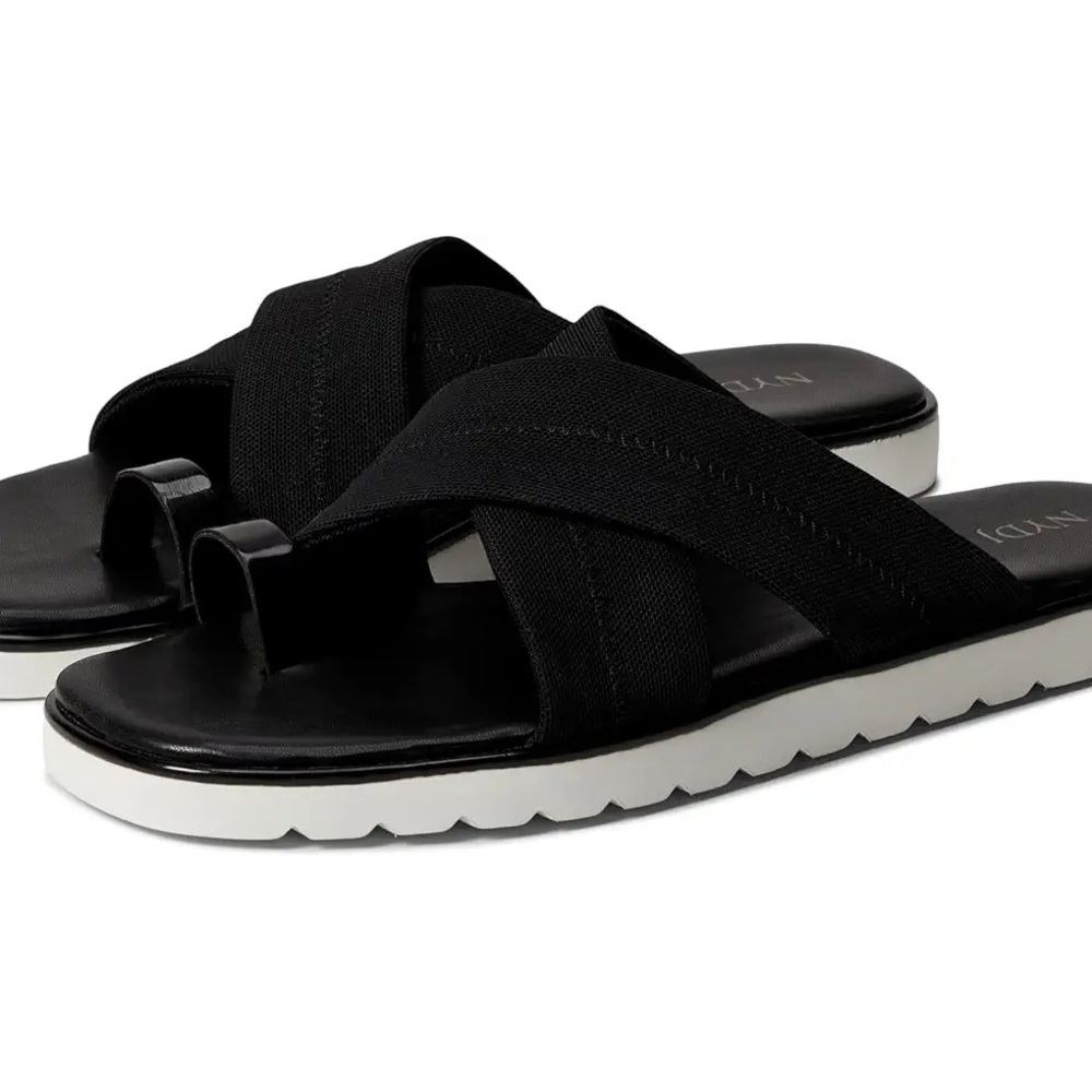 comfort as you walk on the streets wearing the NYDJ® Ronna footwear. - Picture 5 of 6